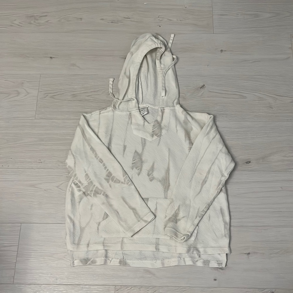 White marble look hoodie slightly used size: S